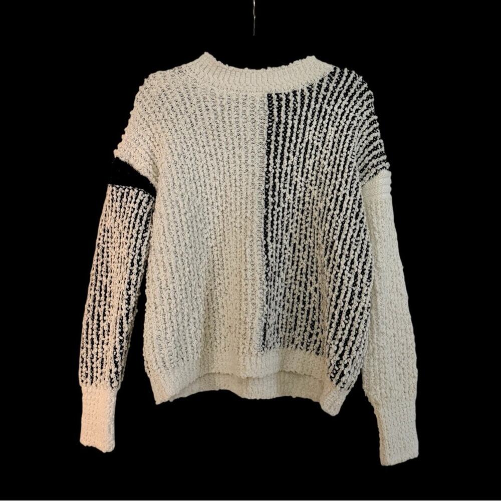 Bobeau Black and Cream Textured Sweater